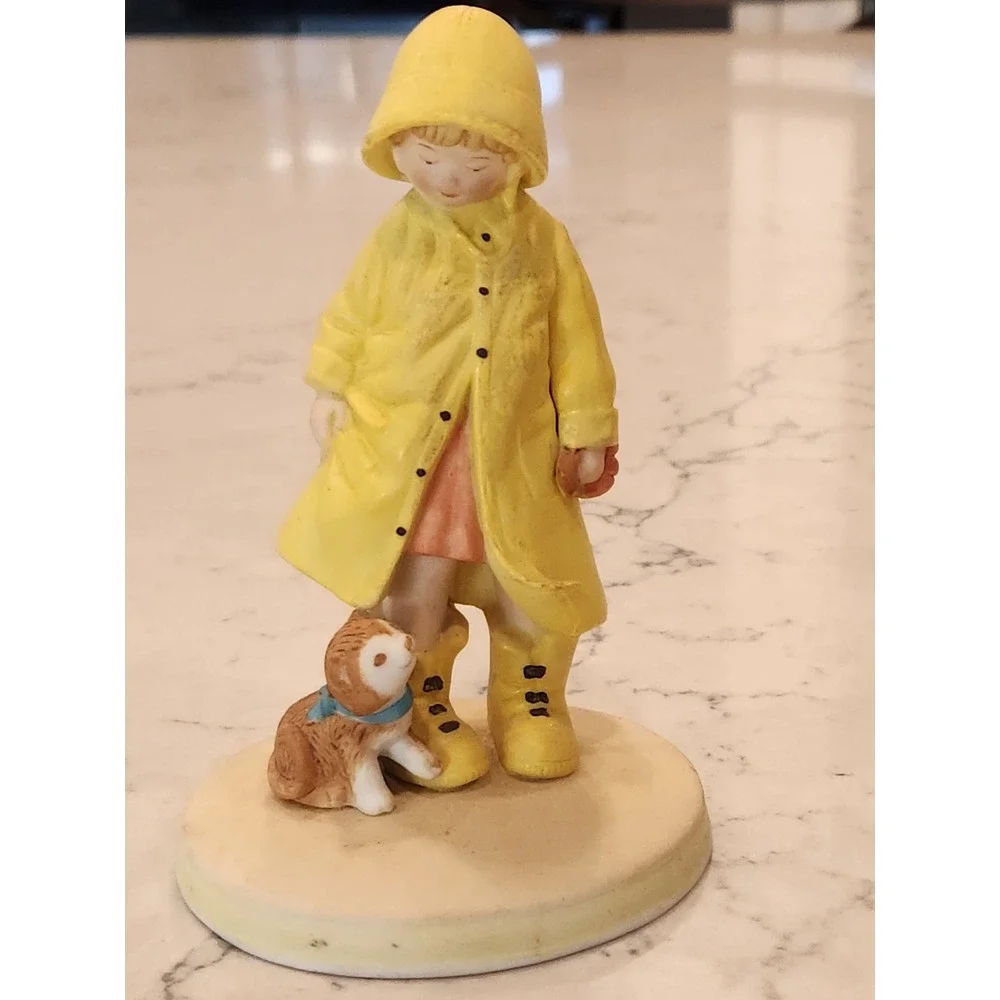 Kit N Kat Figurine - RARE 80's Kitten W/ Raincoat And Umbrella, Ships Today!